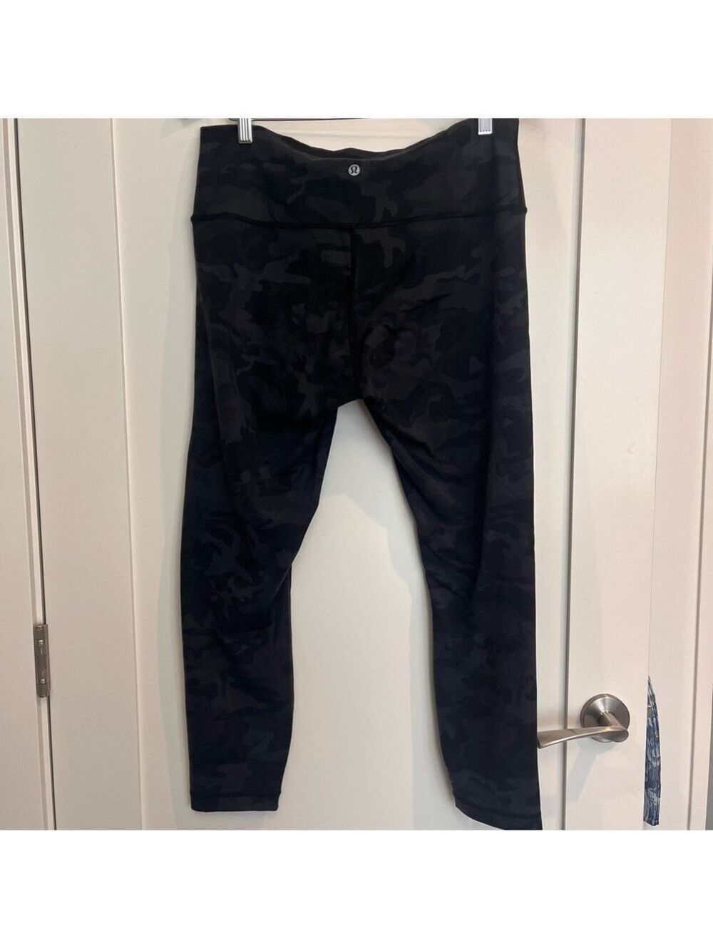Lululemon Black Camouflage Leggings - Picture 2 of 5